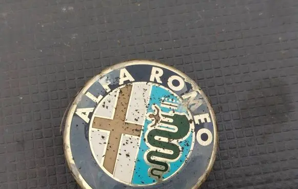 Alfa Romeo 147 Original wheel cap 