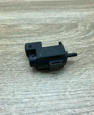 BMW 5 E60 E61 Turbo solenoid valve 1742712 72234100