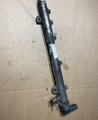 Mercedes-Benz Sprinter W906 Fuel main line pipe A6460701895 6460701895