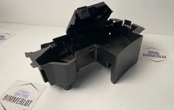 Mercedes-Benz CLS C218 X218 Glove box in trunk A2128980914