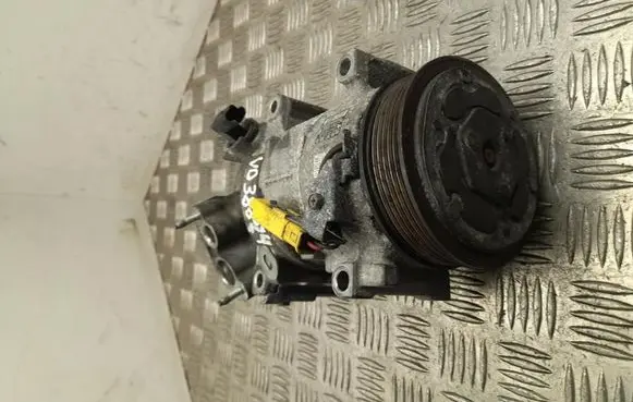 Citroen DS7 Crossback Air conditioning (A/C) compressor (pump) 9834730080