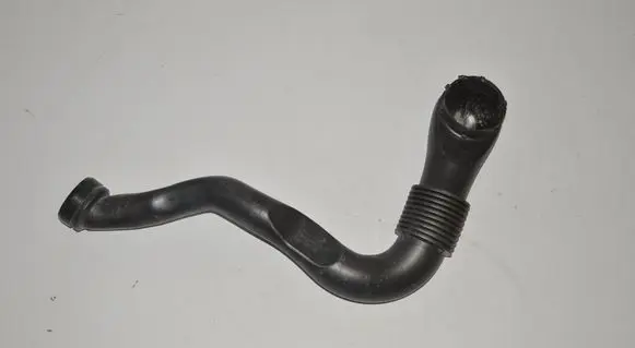 Land Rover Discovery 4 - LR4 Air intake hose/pipe GH227990AA