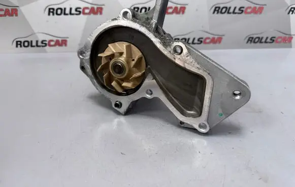 Ford Kuga II Water pump DS7G8501AA