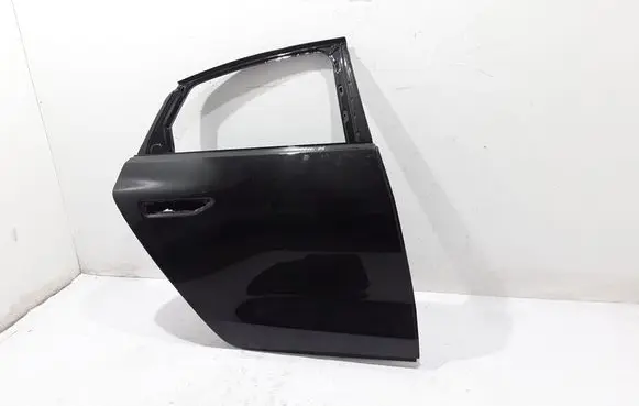 Audi A5 Rear door 8B5833052C