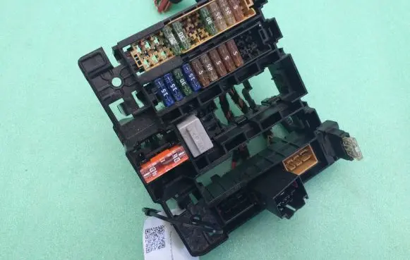 Porsche Panamera (970) Fuse module 97061034900
