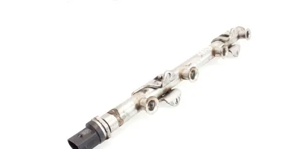 Skoda Octavia Mk3 (5E) Fuel main line pipe 04E133320D 1607330344 0261545079