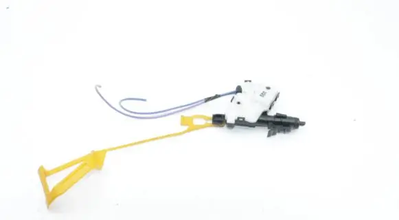 Lexus IS III XE30 Fuel tank cap lock 