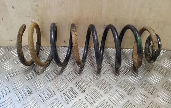 Volvo S70 V70 V70 XC Rear coil spring