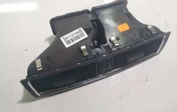 Skoda Superb B6 (3T) Dash center air vent grill 3T0820951