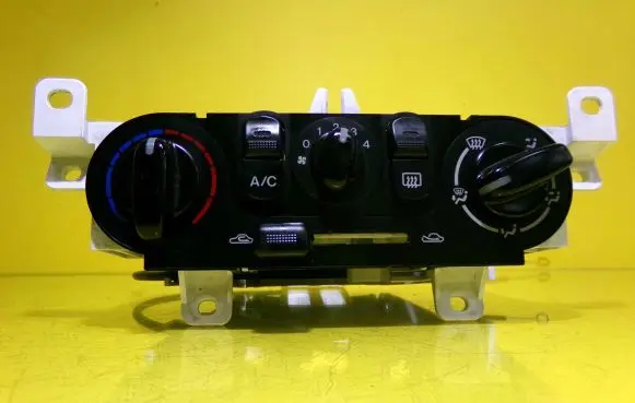 Mazda 323 F Climate control unit BJ3DF