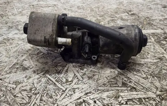 Seat Leon (1P) Oil filter mounting bracket 045115389K