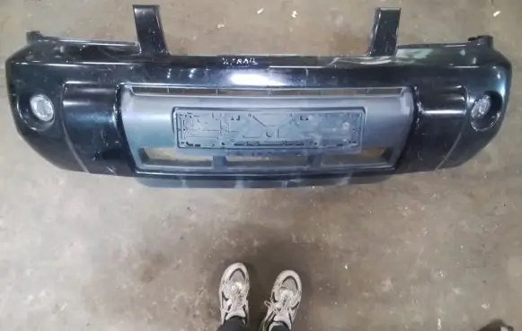 Nissan X-Trail T30 Front bumper