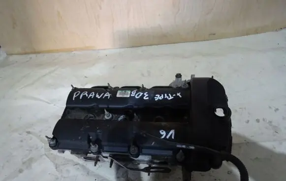 Jaguar X-Type Rocker cam cover 