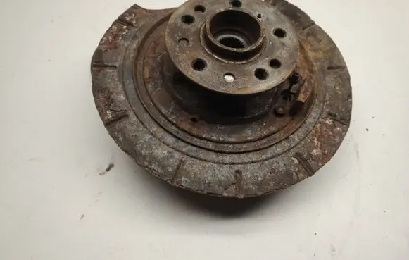 Mercedes-Benz ML W164 Rear wheel hub A1643501108