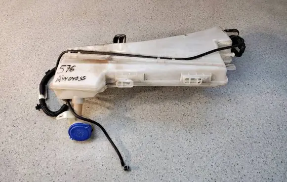 Citroen C5 Aircross Lamp washer fluid tank 984140428040 9841404280