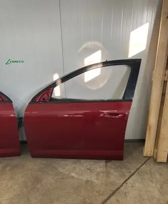 Skoda Octavia Mk3 (5E) Front door 