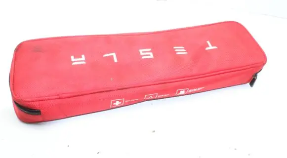 Tesla Model S First aid kit 