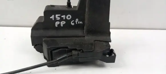 Renault Megane III Front door lock