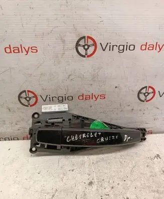 Chevrolet Cruze Front door exterior handle S7P5 7512