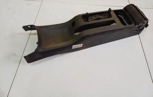 Volkswagen Golf IV Other interior part 1J0863323