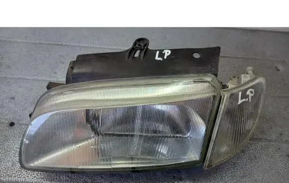 Citroen Berlingo Front reflector 