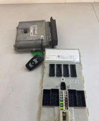 BMW 4 F32 F33 Engine ECU kit and lock set 8586536 030459221 0281031951
