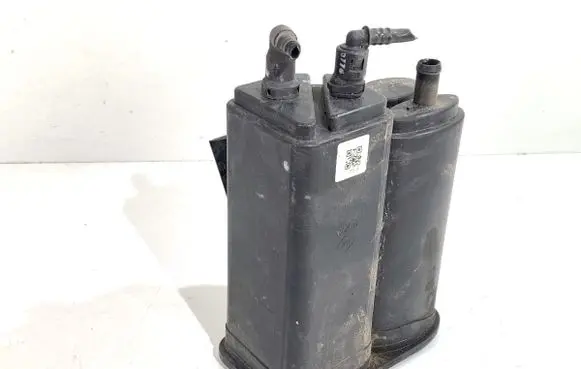 Active carbon filter fuel vapour canister