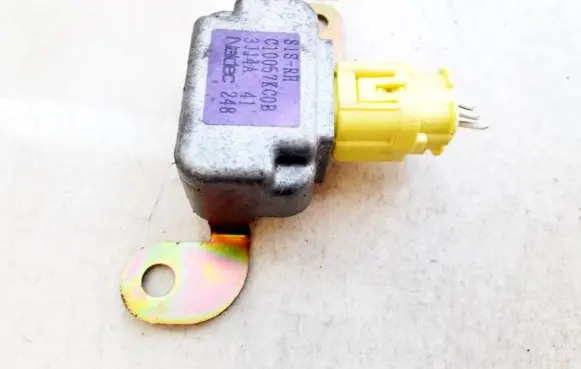Mazda Premacy Airbag deployment crash/impact sensor C10057KC0B 3J14A
