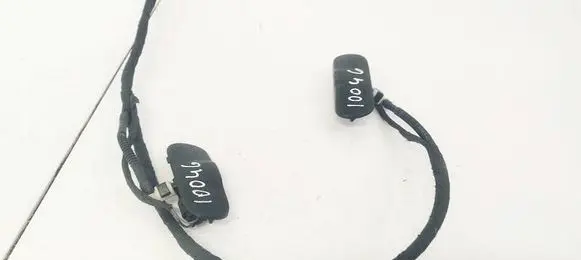 Windshield washer spray nozzle