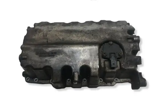 Volkswagen PASSAT B6 Oil sump 03G103603