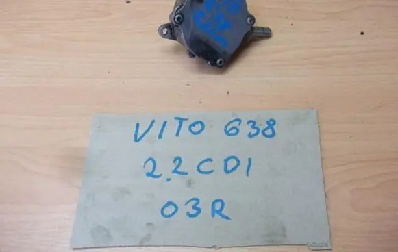Mercedes-Benz Vito Viano W638 Thermostat housing 