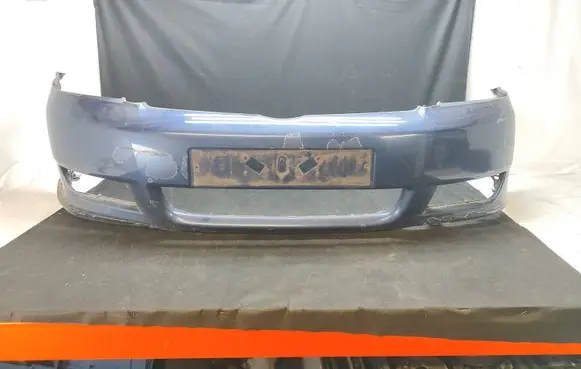 Toyota Corolla Verso AR10 Front bumper