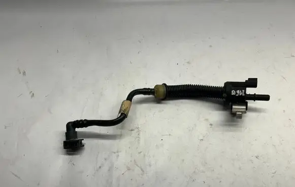 Ford Mustang VI Engine mount vacuum valve FR3C9D188AH