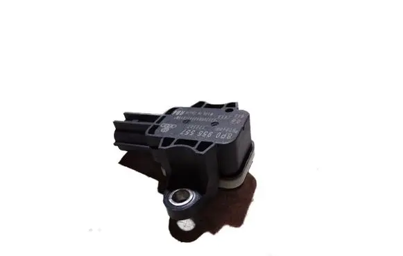 Audi A3 S3 A3 Sportback 8P Airbag deployment crash/impact sensor 8P0955557