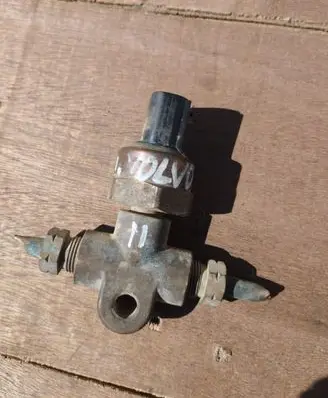 Volvo XC90 Brake power pressure regulator 3524132