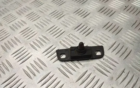 Mercedes-Benz Vito Viano W447 Sliding door lock loop/hook striker A6397580227