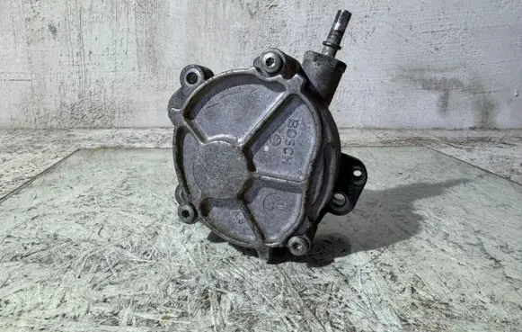 Volvo V50 Vacuum pump D1651A 1512N D1651A1512N