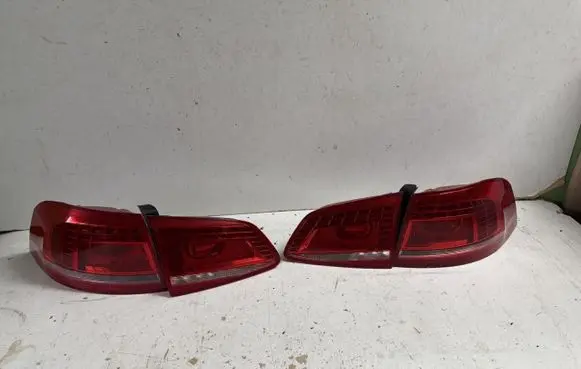 Volkswagen PASSAT B7 Rear bumper light 