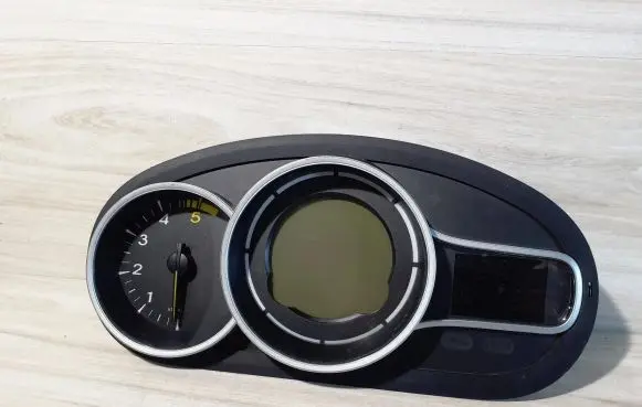 Renault Megane III Speedometer (instrument cluster) 248107859R A2C53363612 A2C53258659