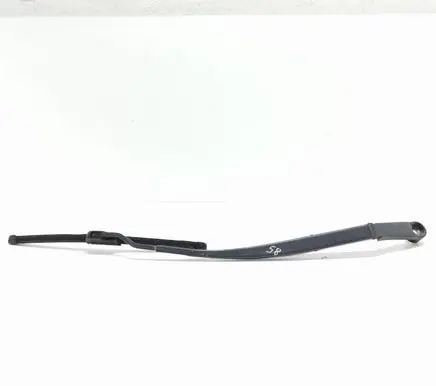 Front wiper blade arm