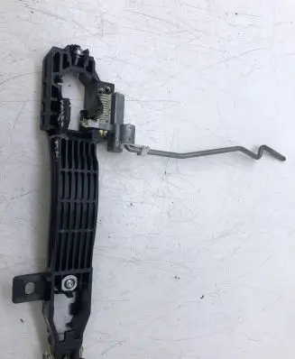 Front door exterior handle/bracket