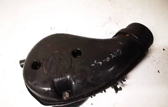 Volkswagen Golf III Air intake hose/pipe 1H0129654 1H0129656