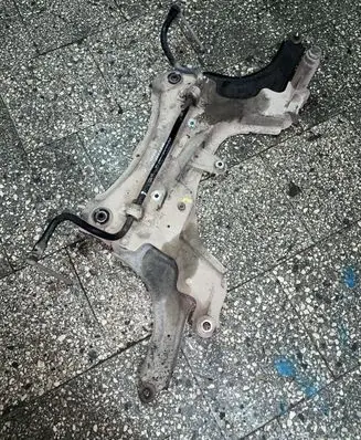 Renault Megane III Front subframe
