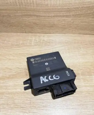 Audi A6 S6 C6 4F Gateway control module 4L0907468B Basic