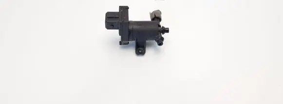 Mercedes-Benz C AMG W202 Turbo solenoid valve A2028000178