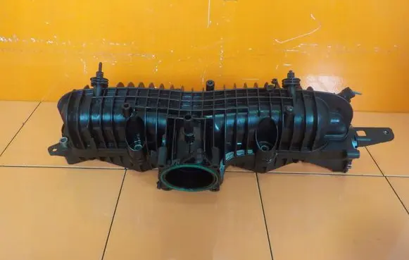 Volvo S60 Intake manifold 31355153 SSACY