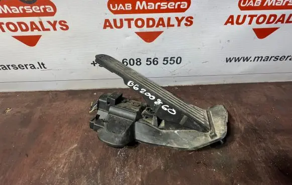 Volkswagen PASSAT B6 Accelerator throttle pedal 1K2721503M