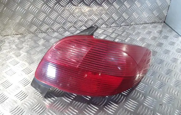 Peugeot 206 Rear/tail lights 2531