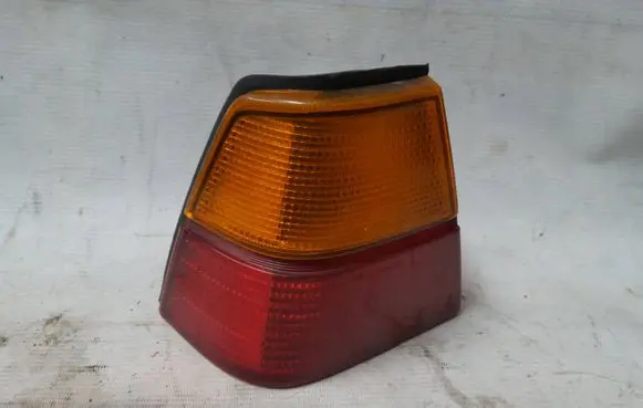 Volkswagen PASSAT B2 Rear/tail lights 321945111T