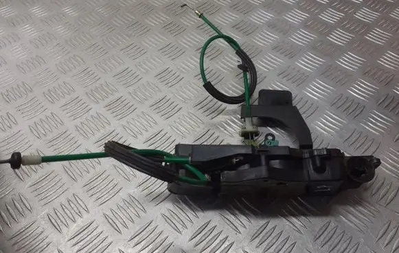 Fiat Stilo Front door lock 46786802